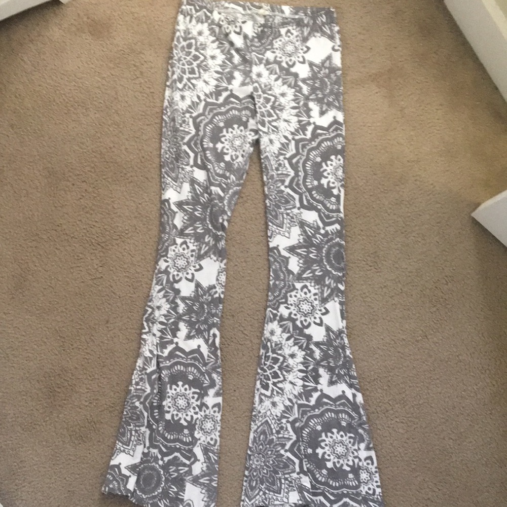 Patterned flare pants